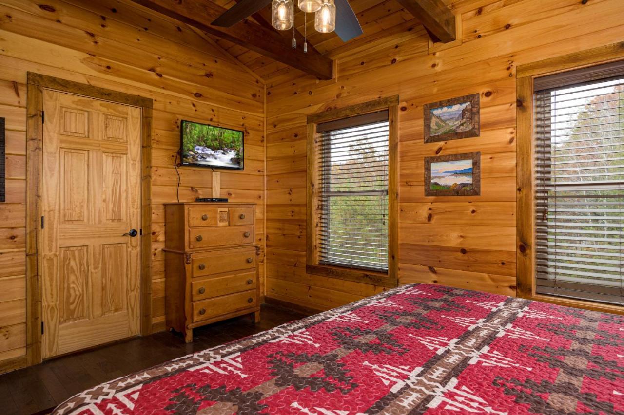 Ridge View Lodge Nature And Mountain View - Hot Tub - Firepit - Yard - Games Gatlinburg Exterior photo